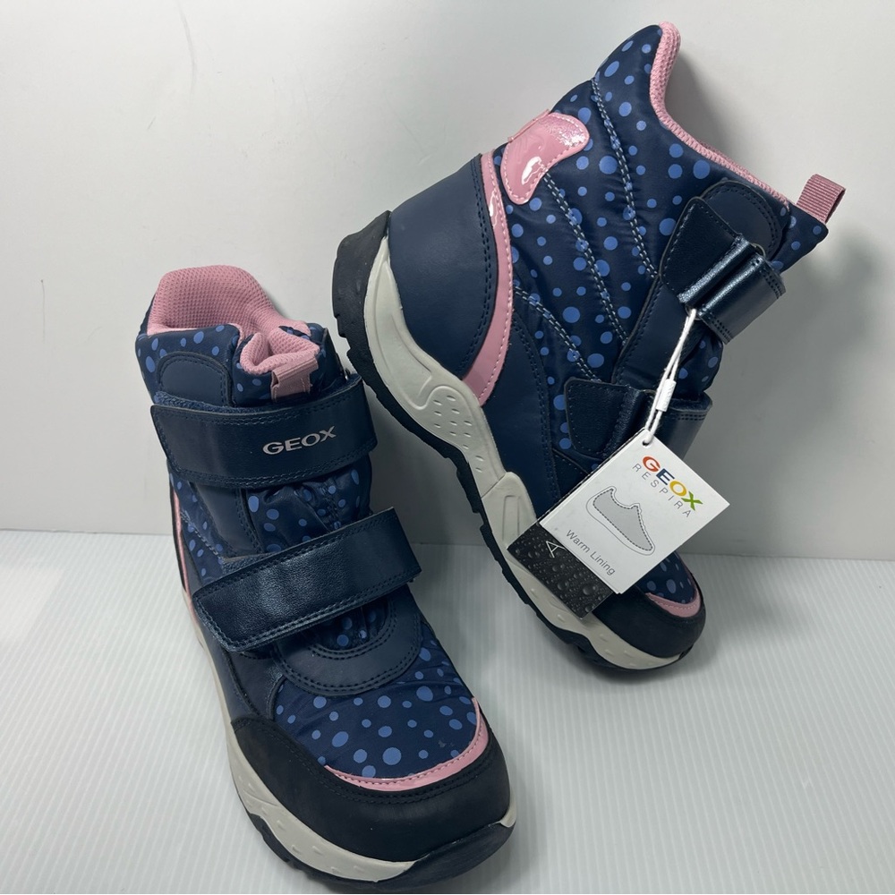 GEOX Sentiero Abx Girl
Winter Waterproof Insulated Pull-on Mid-calf boots sz 3.5 - Picture 2 of 16